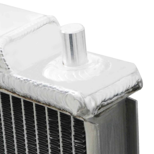 Mitsubishi Pajero / Shogun 2.8Td / 2.5Td 94-97 High Flow Alloy Radiator - Image 5