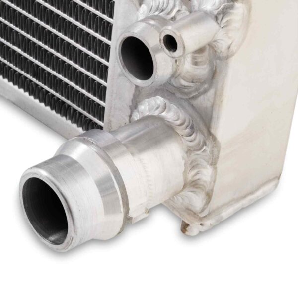 40mm High Flow Alloy Radiator - Audi A4 B5 2.4 / 2.6 / 2.7T / 2.8 / 2.5 TDI / S4 Quattro 95-01 - Image 7