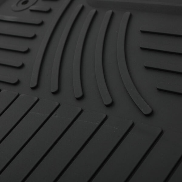 Nissan Navara D23 2015-2021 Interior Car Floor Mats - Image 4