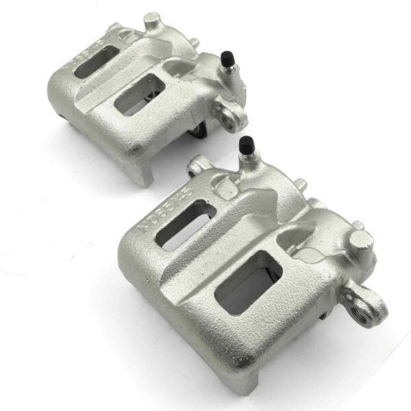 Front Brake Caliper Pair For Mitsubishi Pajero Shogun V60 V80 99-21 MR407675 MR407676 - Image 2