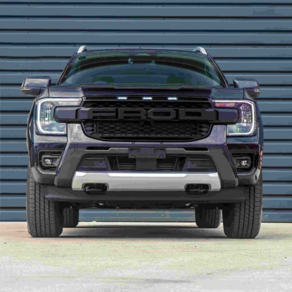 Ford Ranger T9 Wildtrak 2023+ Matte Black LED Light Grille - Image 5