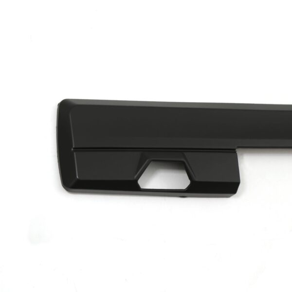 Mitsubishi L200 Triton 19-23 Black Tailgate Handle Cover - Image 6