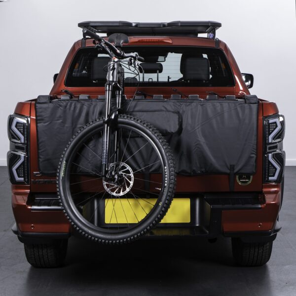 Universal Tailgate Mountain Bike Carrier - 5 Bikes - Image 4