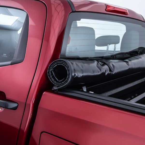 Isuzu D-Max RG 2020+ Locking Roll Top Soft Tonneau Cover - Image 5